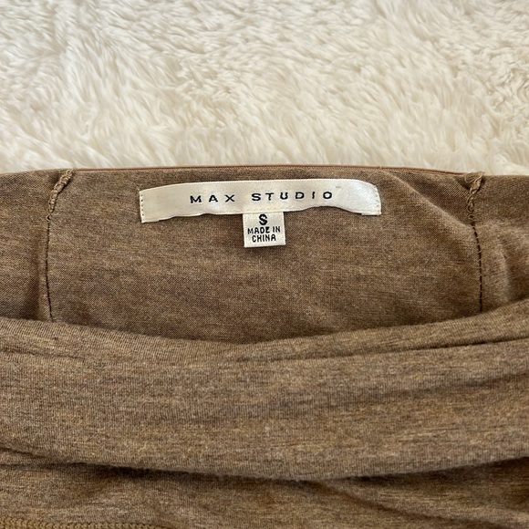 Max studio maxi skirt, size Small - Picture 2 of 4